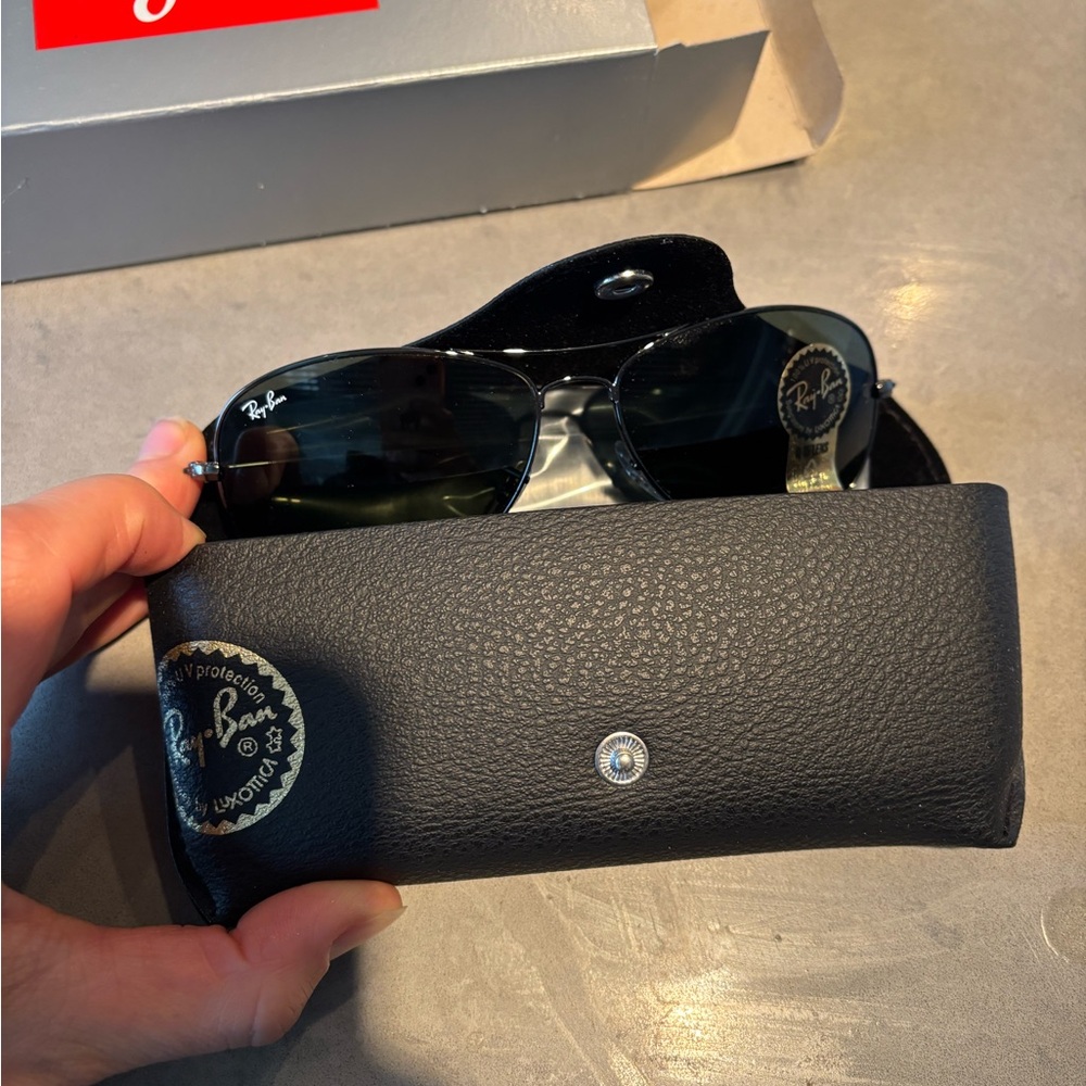 Ray-Ban Cockpit Sunglasses - Black and Green